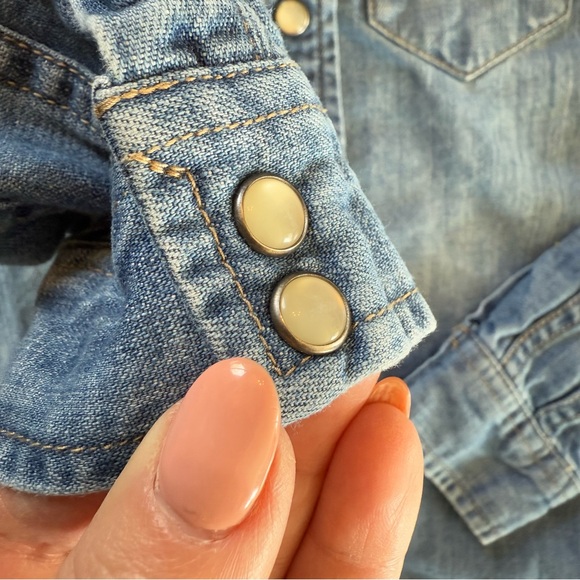 Ralph Lauren Kids Blue Denim snap up shirt size 5 - Picture 3 of 7